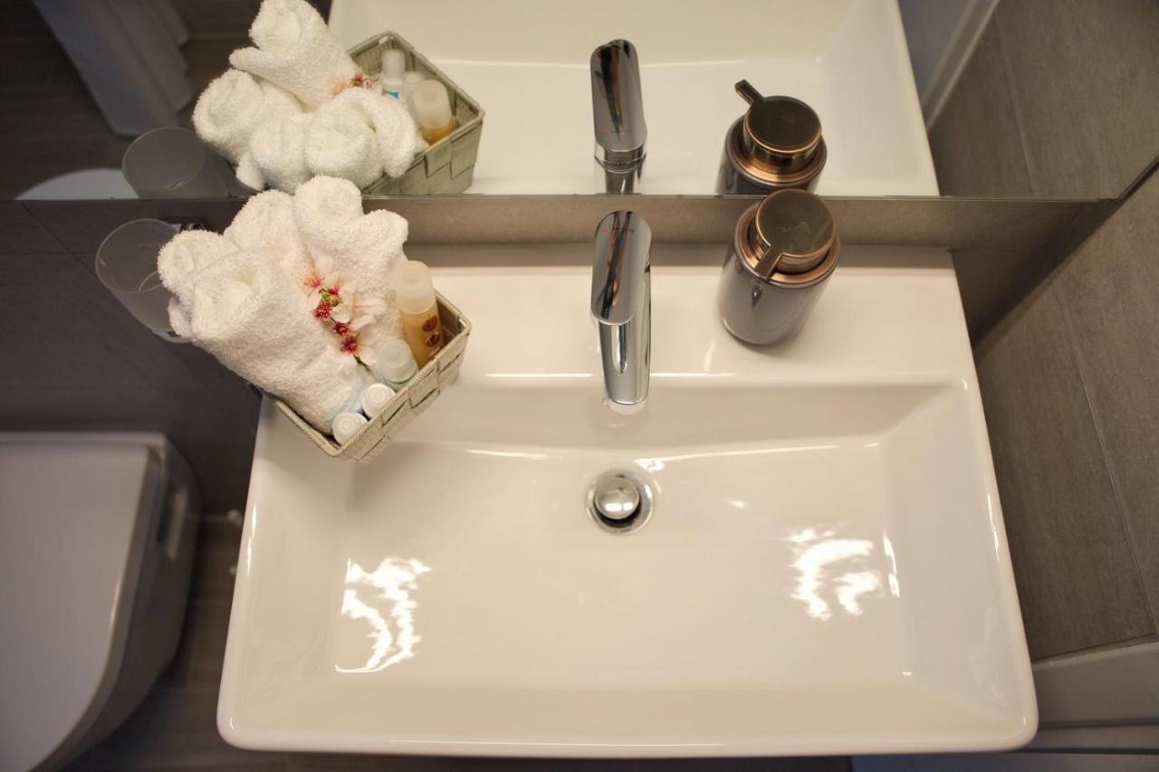 אתונה Aroura Homes Garden House 2Br 2Ba Free Parking מראה חיצוני תמונה